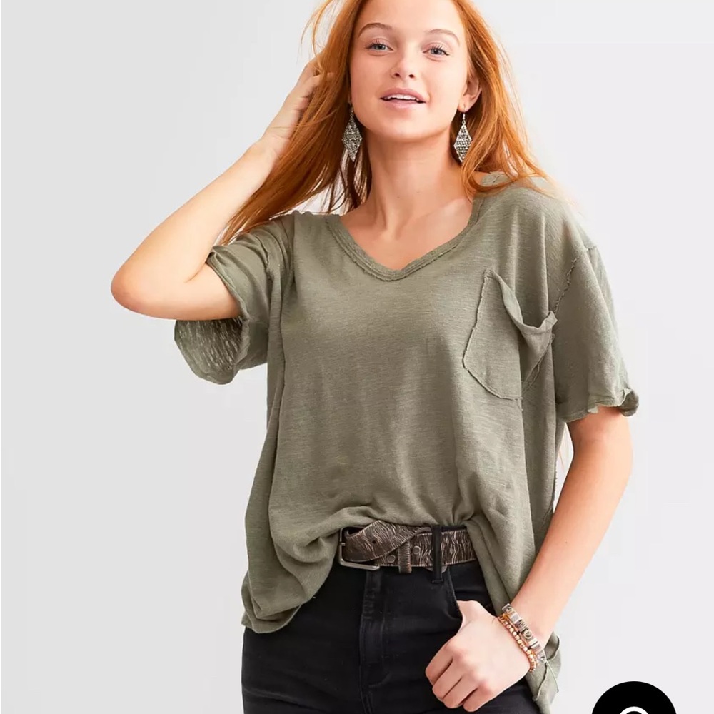We The Free V Neck Green Free People XS Breast Pocket High Low Lightweight